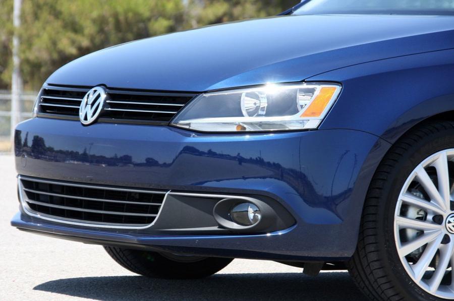  Volkswagen Jetta 2011 года  (фото 70 из 139)